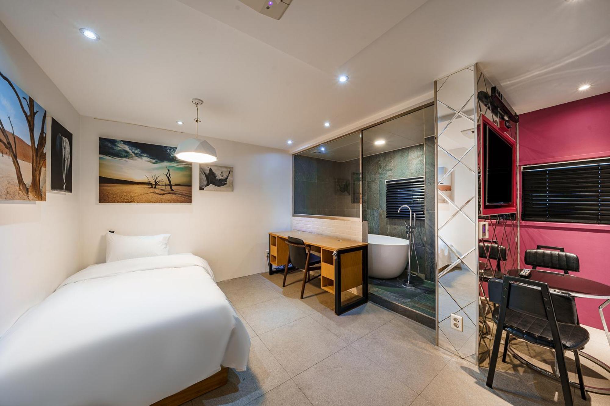 H-Avenue Hotel Yeoksam 서울특별시 외부 사진